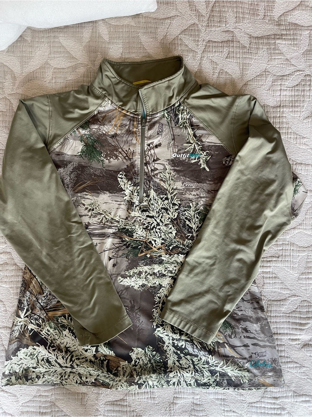 Cabela's Women's Olive Green & Camo Quarter-Zip Performance Hoodie